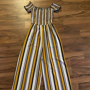 Stripped blue/white/yellow jumpsuit